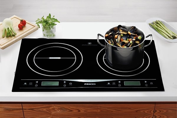 Bếp từ tiết kiệm điện