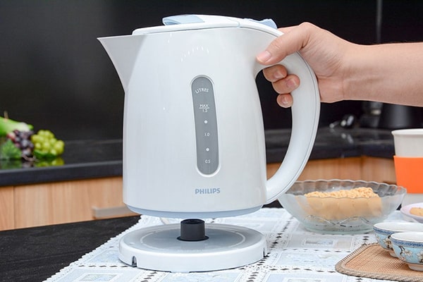 Ấm siêu tốc thương hiệu Philips