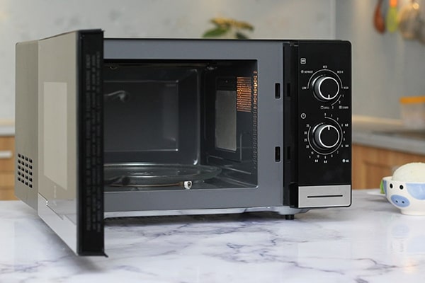 Lò vi sóng Electrolux EMM2318X