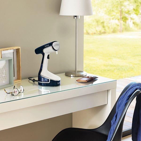 Bàn là hơi nước TEFAL DR8085