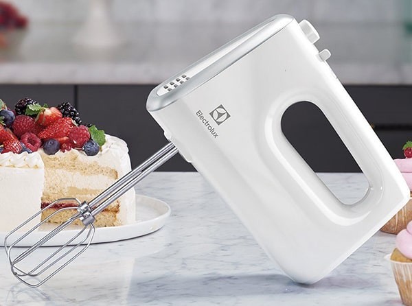Máy đánh trứng cầm tay Electrolux EHM3407