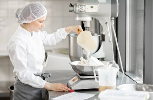 Sử dụng máy đánh trứng đúng cách