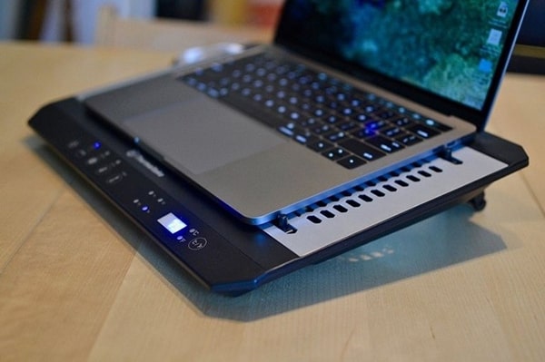Phân loại đế tản nhiệt laptop