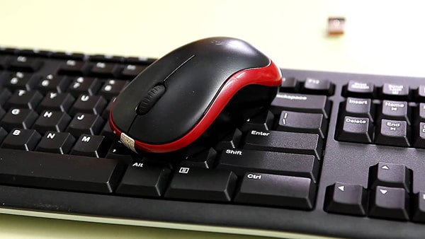 Thiết kế gọn nhẹ, đa dạng mẫu mã, dễ dàng điều khiển
