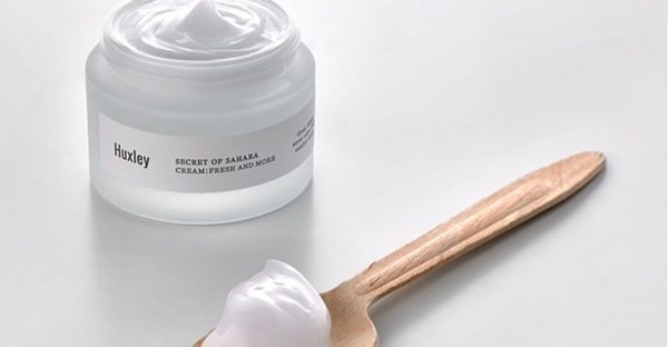 Kem dưỡng ẩm Huxley Cream Fresh And More cho da nhạy cảm