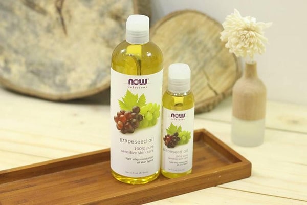 Grapeseed Oil rất phù hợp với da dầu