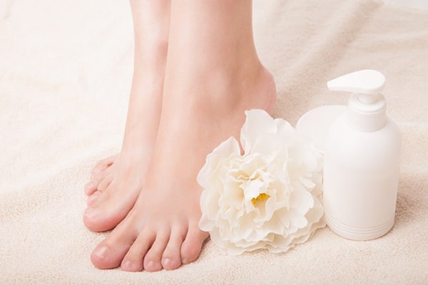Nên chọn sản phẩm chứa thành phần thiên nhiên
