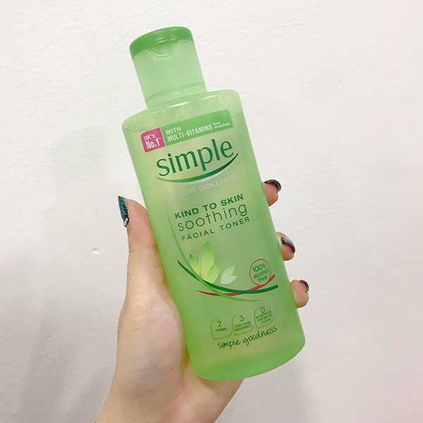 Review nước hoa hồng Simple