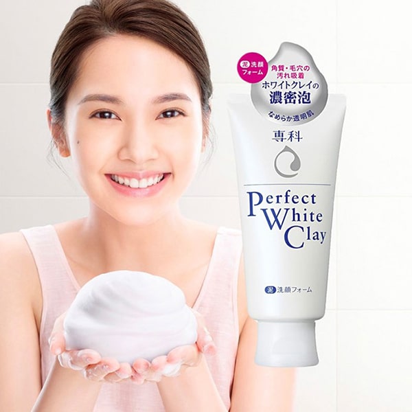 Sữa rửa mặt sáng da