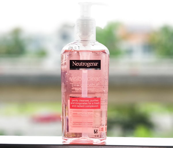 Review sữa rửa mặt Neutrogena