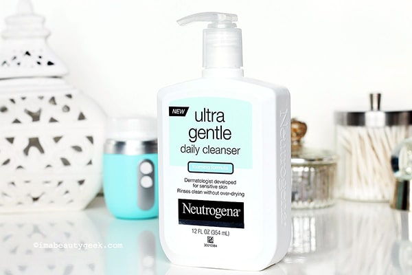 Sữa rửa mặt Neutrogena Ultra Gentle Daily Cleanser