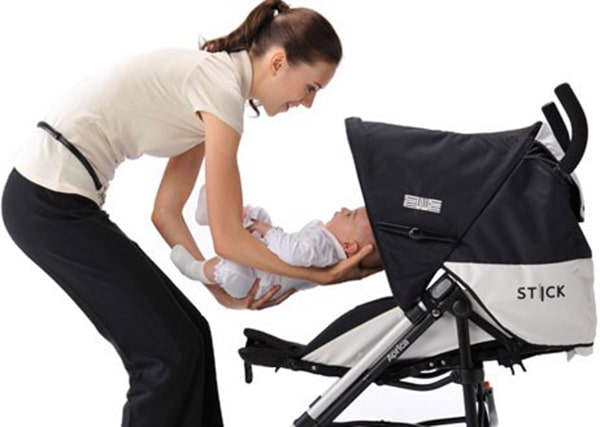 Hướng dẫn sử dụng xe đẩy em bé an toàn hiệu quả