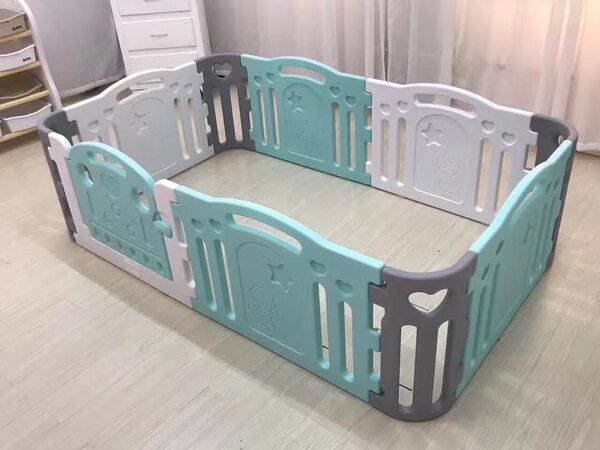 Quây cũi nhựa cho bé Toys House