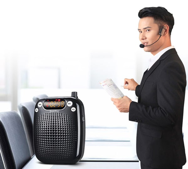 Máy trợ giảng giúp bảo vệ thanh quản của những người thường xuyên nói nhiều