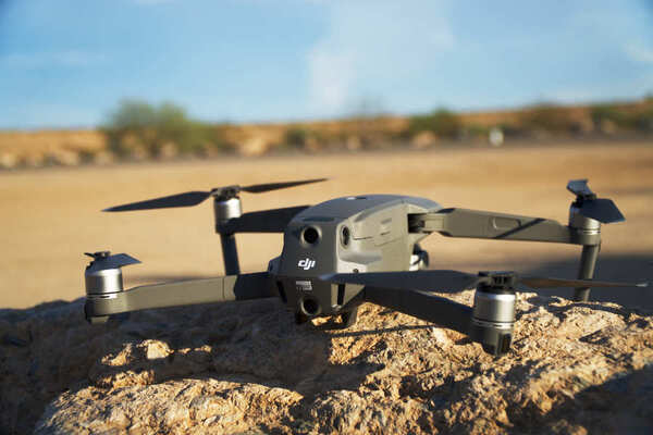 Tham khảo nhiều nơi bán flycam khác nhau