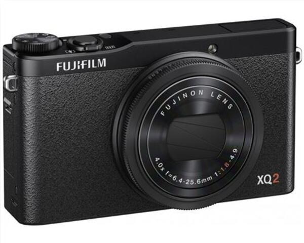 Máy ảnh du lịch Fijifilm XQ2 thiết kế nhỏ gọn