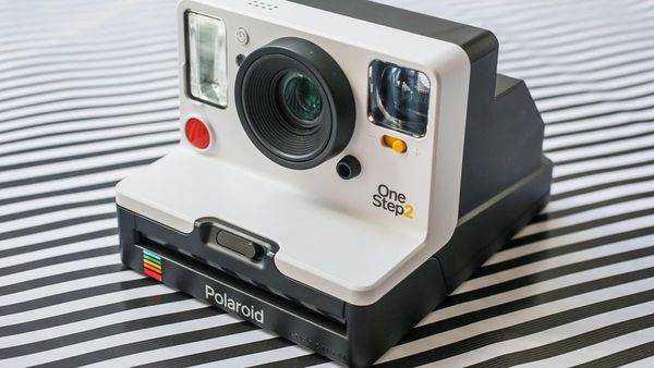 Polaroid OneStep 2