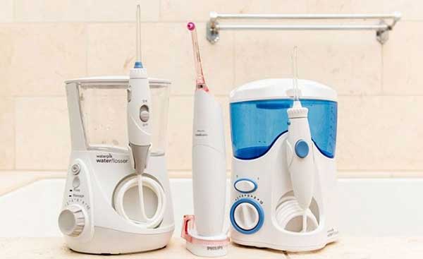 Nên chọn mua máy tăm nước loại nào tốt ?