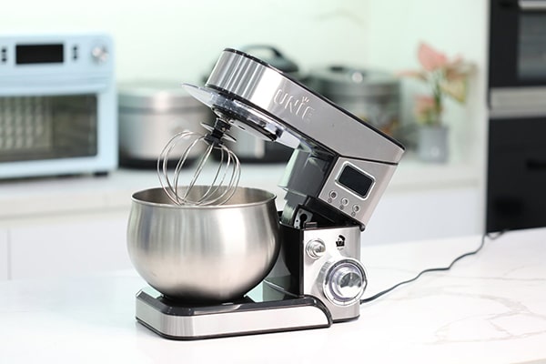 Máy trộn bột UNIE có chức năng hẹn giờ & nhiều mức độ nhào đánh cực hay ho
