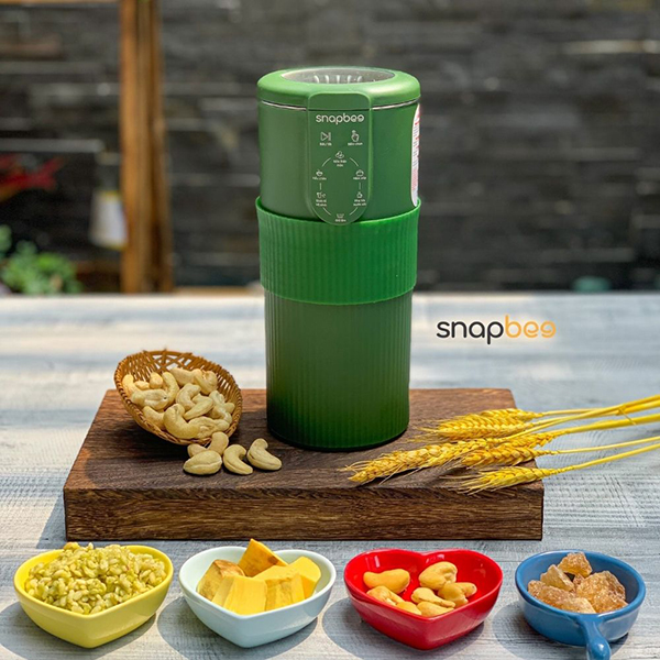 Máy xay sữa hạt mini Snapbee SK205VN