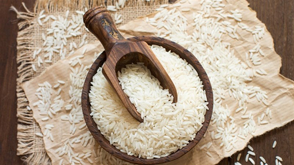 Người dùng cần phải chuẩn bị đầy đủ các nguyên liệu cần thiết để làm bột gạo